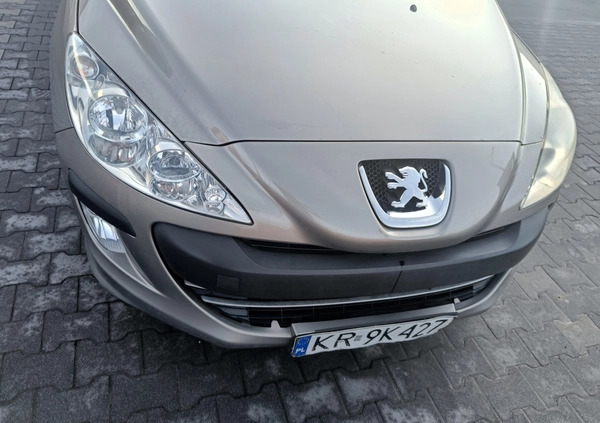 Peugeot 308 cena 8800 przebieg: 303000, rok produkcji 2010 z Kraków małe 301